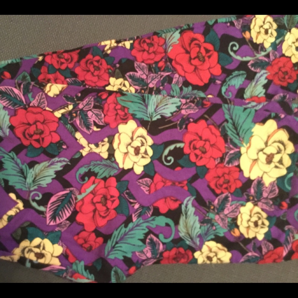 LuLaRoe OS Disney floral leggings. Unicorn